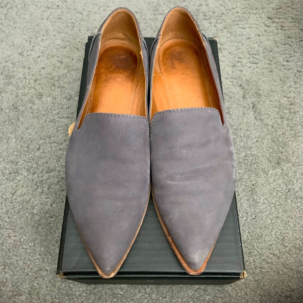 COPY - Frye Kenzie Venetian Flats 8.5